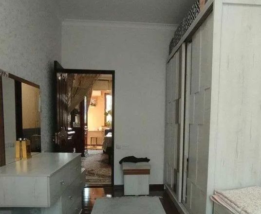 Сотувда 3 хонали квартира, 70 м²