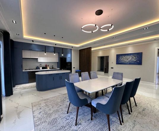 В продаже 4-комн. квартира, 225 м²