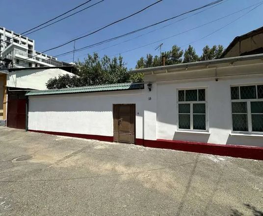 В продаже дом, 270 м², 1 этаж, 2,7 сот.