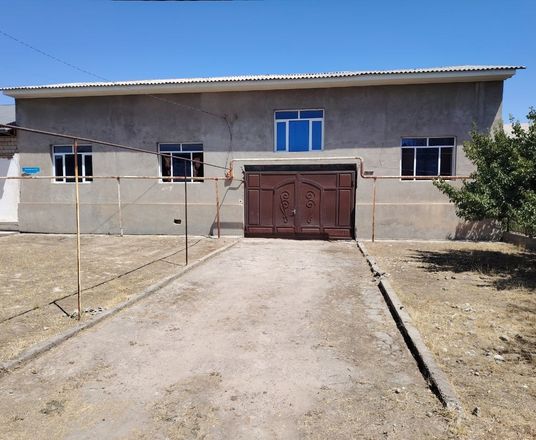В продаже дом, 200 м², 2 этажа, 6 сот.