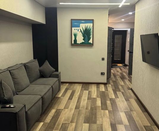 Сотувда 2 хонали квартира, 60 м²