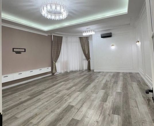 Сотувда 3 хонали квартира, 120 м²