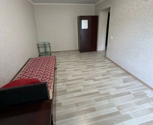 Сотувда 1 хонали квартира, 32 м²