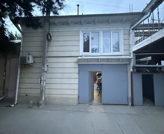 Сотувда уй, 220 м², 2 қаватли, 2,5 сот.