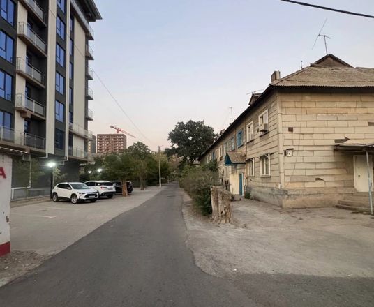 Сотувда 2 хонали квартира, 45 м²