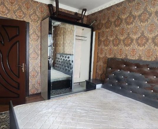 Сотувда 2 хонали квартира, 60 м²