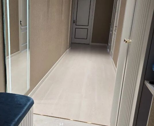 Сотувда 3 хонали квартира, 80 м²