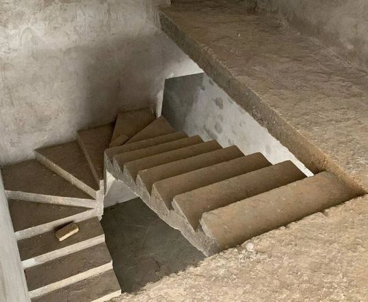 Сотувда уй, 250 м², 2 қаватли, 2,5 сот.