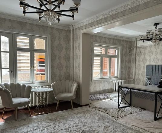 Сотувда 6+ хонали квартира, 143 м²