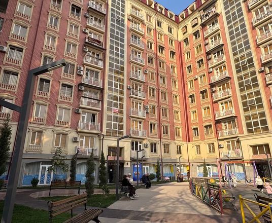 Сотувда 3 хонали квартира, 75 м²