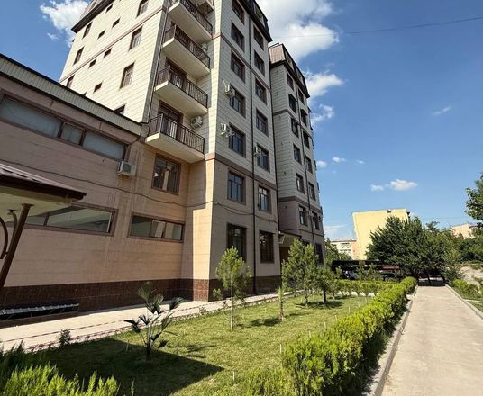 В продаже 2-комн. квартира, 90 м²