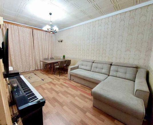 Сотувда 4 хонали квартира, 72 м²