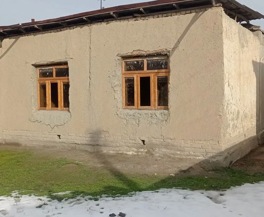 Сотувда уй, 210 м², 1 қаватли, 5 сот.