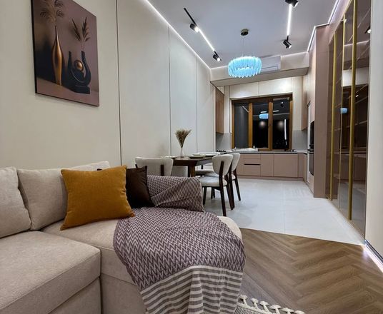 Сотувда 2 хонали квартира, 55 м²