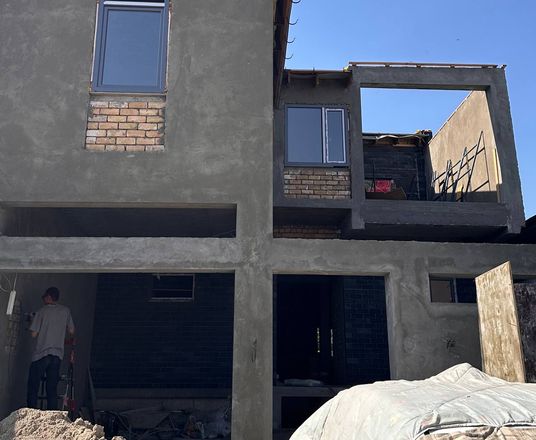 В продаже дом, 320 м², 3 этажа, 15 сот.