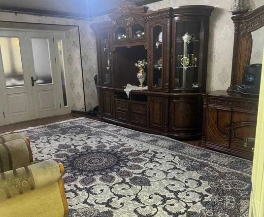 Сотувда 3 хонали квартира, 60 м²