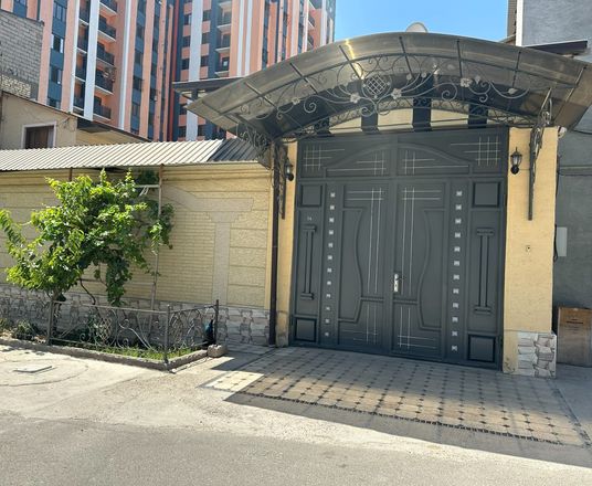 В продаже дом, 180 м², 2 этажа, 2,5 сот.