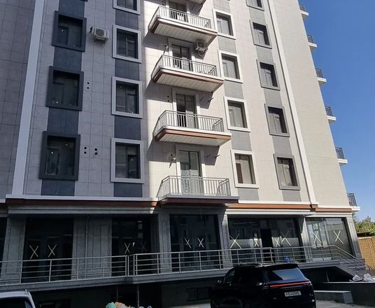 Сотувда 3 хонали квартира, 72 м²
