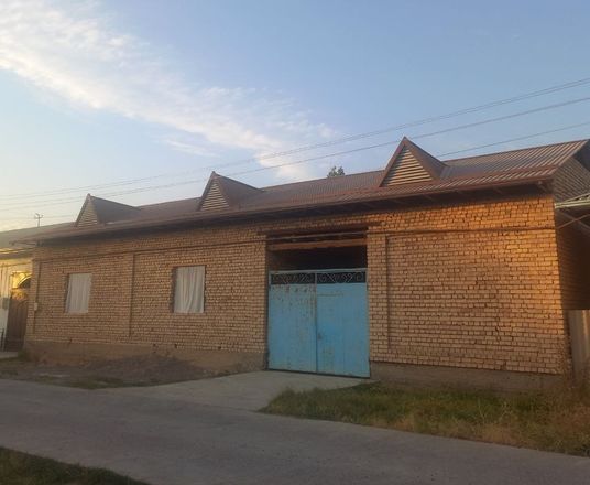 Сотувда уй, 120 м², 1 қаватли, 10 сот.