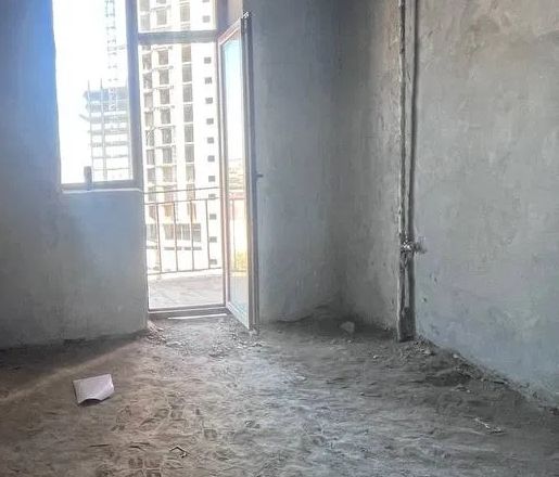 Сотувда 3 хонали квартира, 75 м²