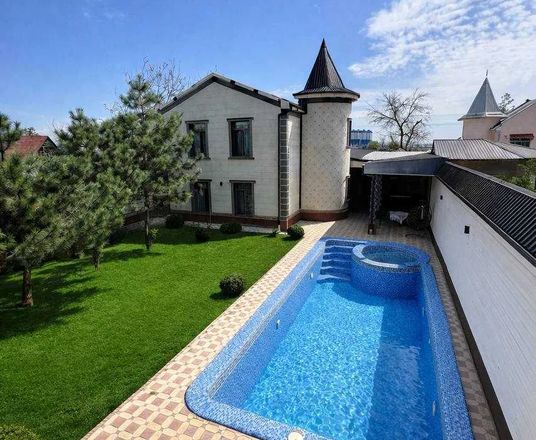 Сотувда уй, 250 м², 2 қаватли, 6 сот.