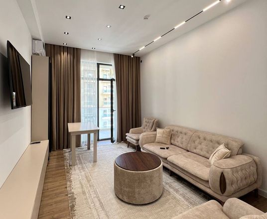 Сотувда 2 хонали квартира, 70 м²