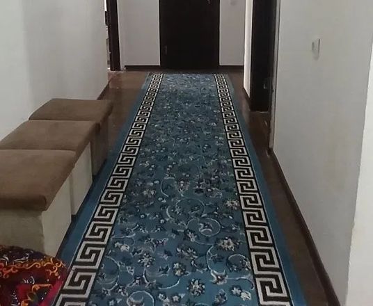 Сотувда 3 хонали квартира, 70 м²