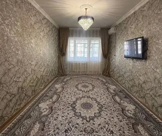 Сотувда 3 хонали квартира, 80 м²