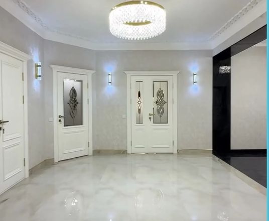 Сотувда 3 хонали квартира, 98 м²