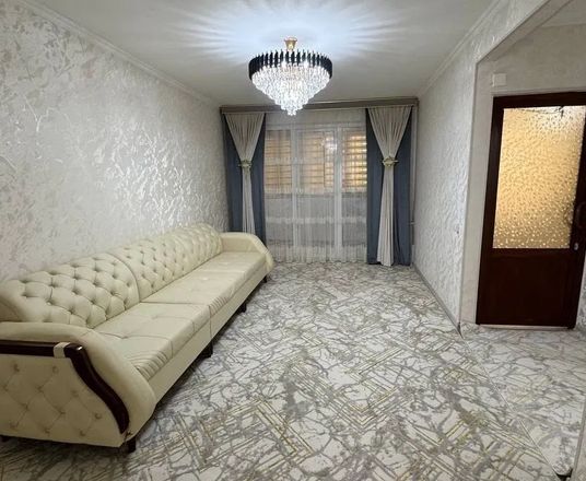 Сотувда 3 хонали квартира, 55 м²