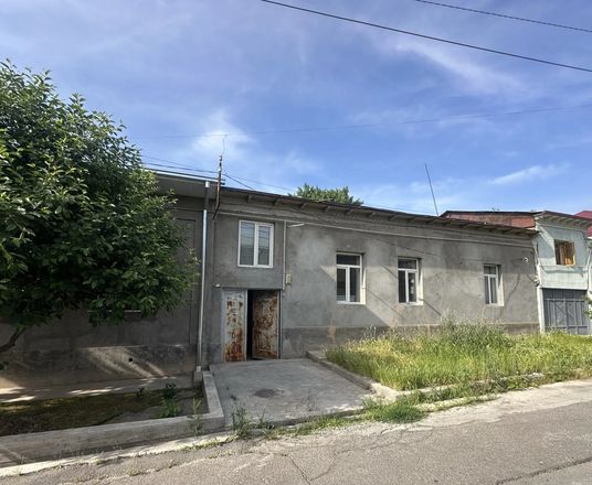 Сотувда уй, 200 м², 1 қаватли, 4 сот.