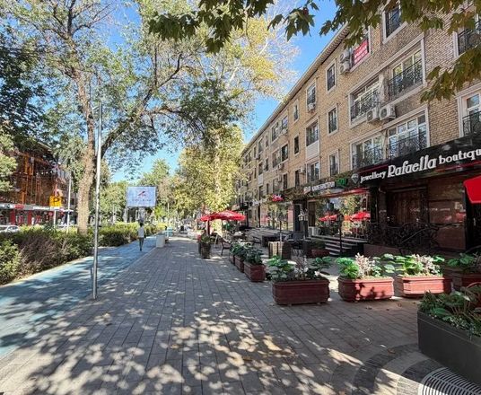 Сотувда 3 хонали квартира, 75 м²