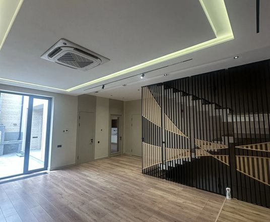 В продаже дом, 300 м², 2 этажа, 1,6 сот.