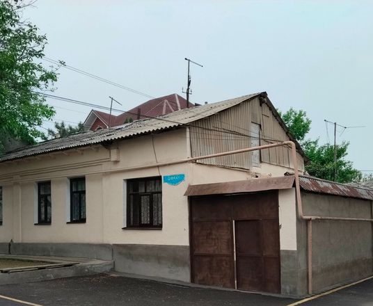 В продаже дом, 350 м², 1 этаж, 3,5 сот.