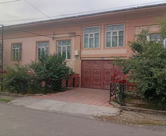 Сотувда уй, 250 м², 2 қаватли, 12 сот.