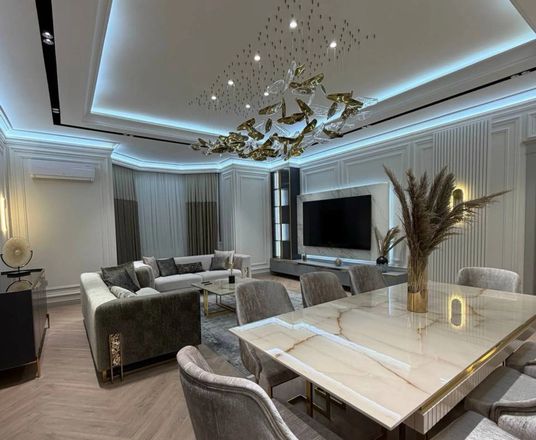 Сотувда 4 хонали квартира, 180 м²