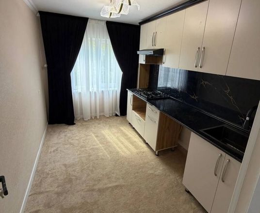 Сотувда 1 хонали квартира, 60 м²