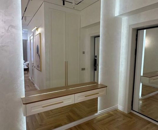 Сотувда 3 хонали квартира, 57 м²