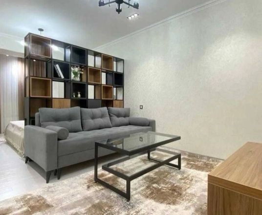 В продаже 1-комн. квартира, 40 м²