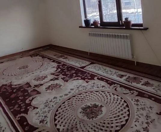 Сотувда уй, 200 м², 1 қаватли, 3,7 сот.