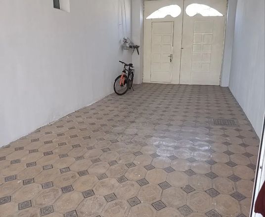 Сотувда уй, 300 м², 1 қаватли, 6 сот.
