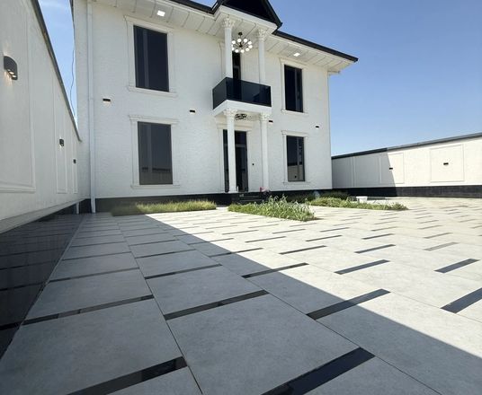 В продаже дом, 300 м², 2 этажа, 7 сот.