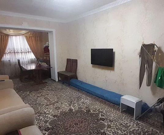 Сотувда 3 хонали квартира, 70 м²