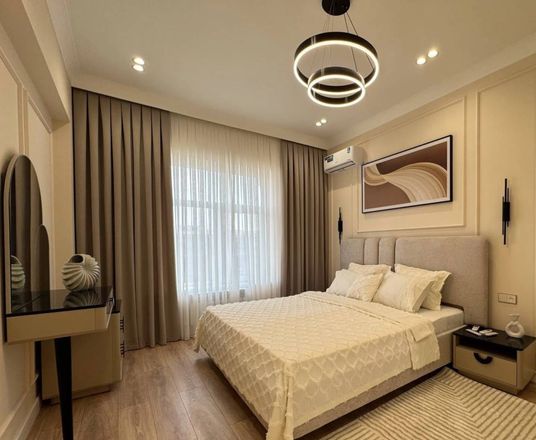Сотувда 5 хонали квартира, 150 м²