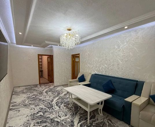 Сотувда 3 хонали квартира, 75 м²