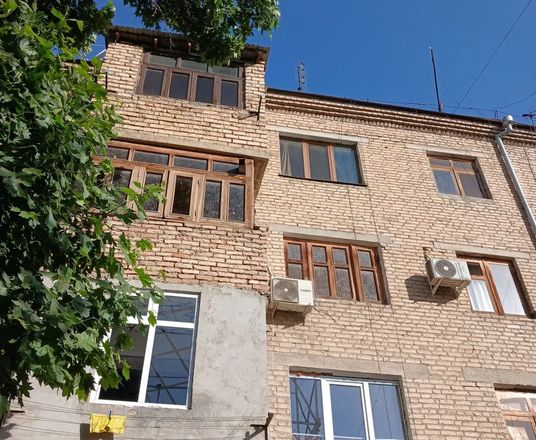 Сотувда 1 хонали квартира, 37 м²