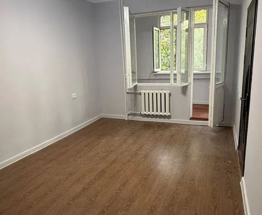 Сотувда 1 хонали квартира, 38 м²