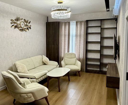 Сотувда 2 хонали квартира, 57 м²