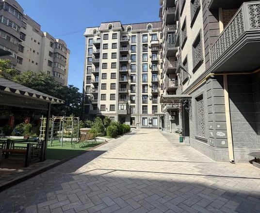 Сотувда 2 хонали квартира, 60 м²
