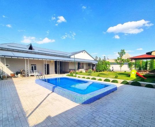 В продаже дом, 600 м², 1 этаж, 6 сот.